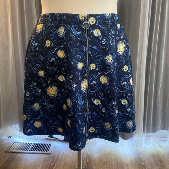 Hot topic NWT size 4 (26W) Starry Night O-Ring Zipper Skirt Plus Size - Picture 3 of 6